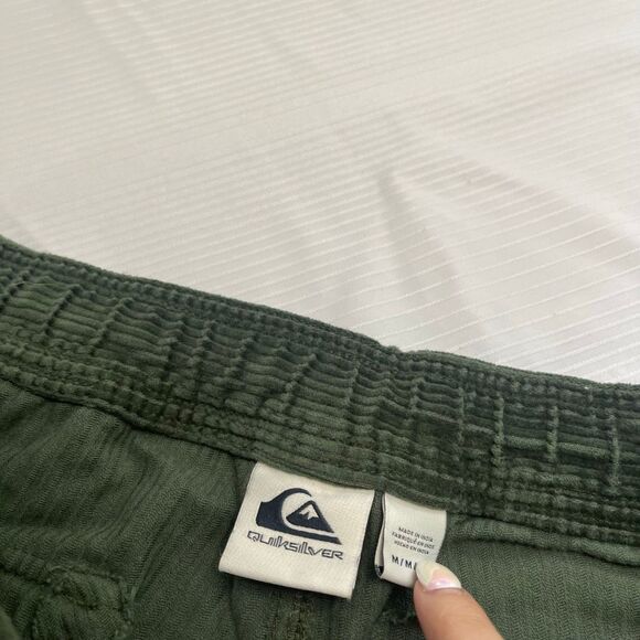 Quiksilver Men’s Green Corduroy Y2k Shorts Size Medium - Picture 6 of 8